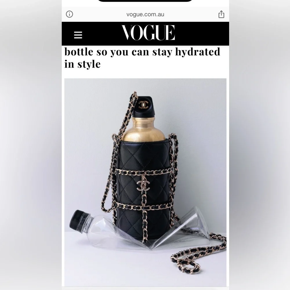 Chanel water bottle never been used. 2019 collection. AUTHENTIC